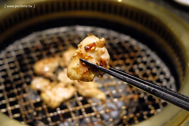 【台中西屯】屋馬國安店~台中人必吃的「屋馬燒肉國安店」,中科商圈米平方商場用餐空間更寬敞氣派 @飛天璇的口袋