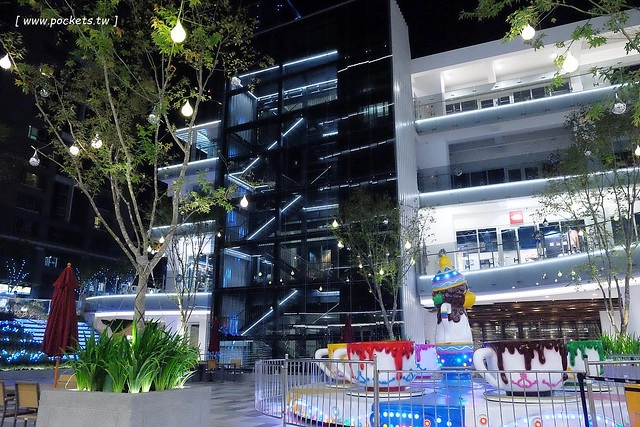 【台中西屯】屋馬國安店~台中人必吃的「屋馬燒肉國安店」,中科商圈米平方商場用餐空間更寬敞氣派 @飛天璇的口袋