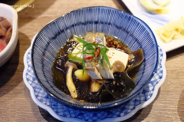 鮨樂海鮮市場 火鍋┃台中西屯美食:現流新鮮海產看的到,海鮮火鍋食材超霸氣,每日當天魚獲現點現煮 @飛天璇的口袋