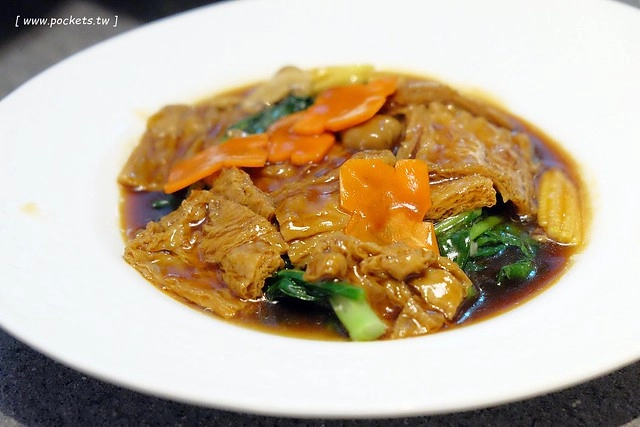 莆田 Putien┃台中西區美食:2016新加坡米其林一星餐廳,最佳亞洲餐廳進駐勤美綠園道,餐點兼具深度和質感 @飛天璇的口袋