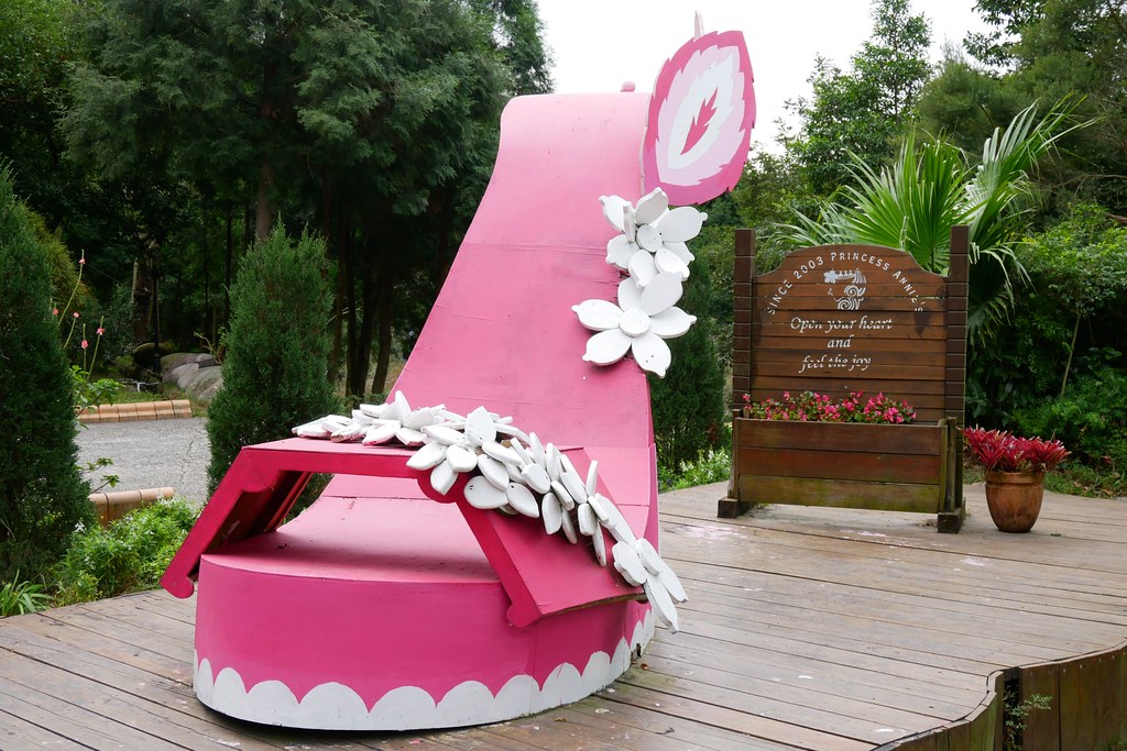 台中新社|安妮公主花園|新社浪漫的粉紅景觀餐廳,親子、情侶假日休閒的好去處 @飛天璇的口袋