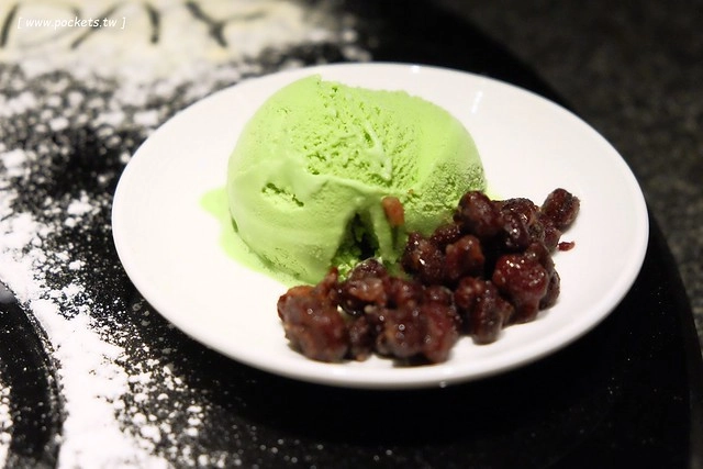 【台中西屯】屋馬國安店~台中人必吃的「屋馬燒肉國安店」,中科商圈米平方商場用餐空間更寬敞氣派 @飛天璇的口袋