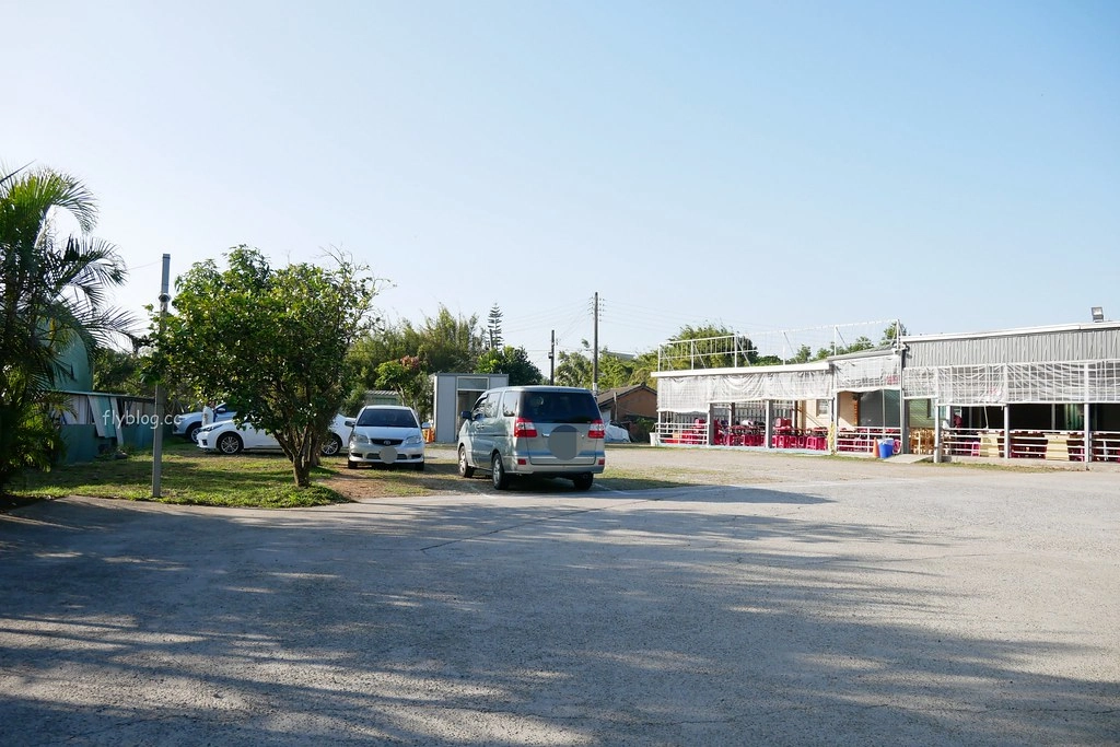 清泉崗羊肉爐|社團網友大力推薦的精誠羊肉爐,好像在吃露天流水席的氛圍 @飛天璇的口袋