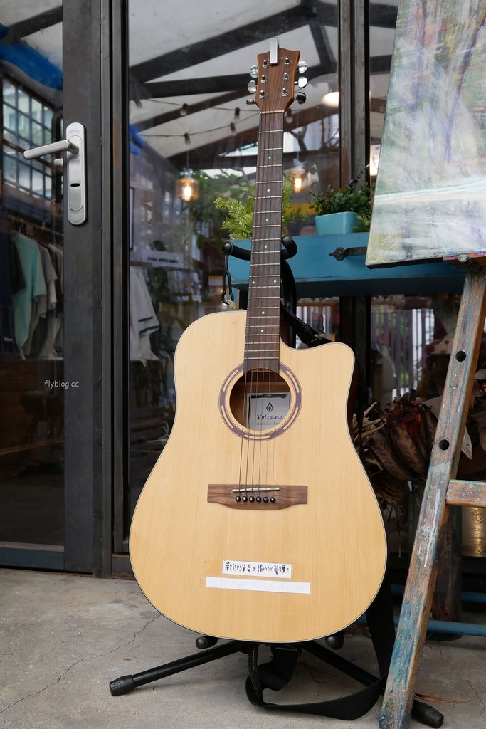 特有種商行|魏德聖導演開的餐廳,從台南搬到台北,結合美食、藝文、電影和音樂 @飛天璇的口袋