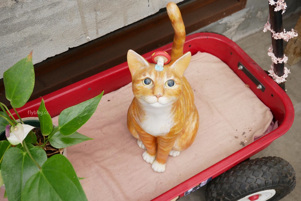 特有種商行|魏德聖導演開的餐廳,從台南搬到台北,結合美食、藝文、電影和音樂 @飛天璇的口袋