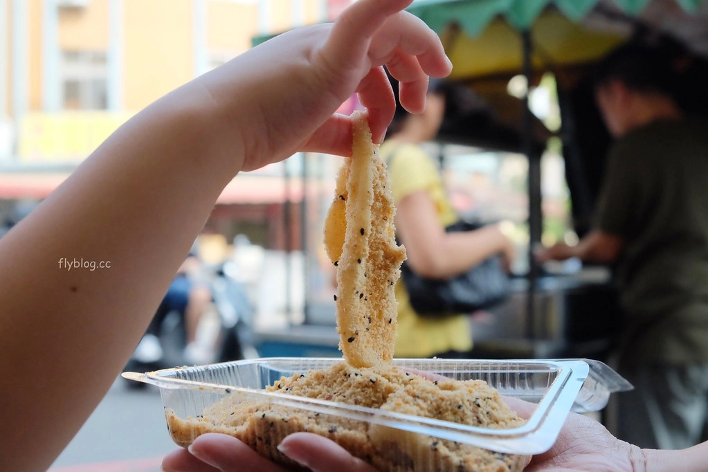 南投草屯|草屯西螺祖傳麻糬.草屯街上也有好吃的西螺麻糬,軟Q好吃濃濃的古早味 @飛天璇的口袋