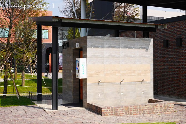 雲林崙背|千巧谷牛樂園牧場:結合沙坑、餵魚、美食、牧場,適合親子旅遊的地點 @飛天璇的口袋