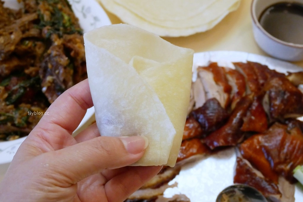 台中北屯|金饌烤鴨.網路票選全台烤鴨第二名,一鴨二吃還有干鍋燒鴨 @飛天璇的口袋