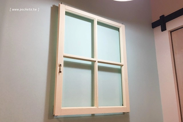 剛好2了┃台中北屯美食:深夜食堂出現豪華版的泡麵,台中人吃宵夜的新選擇,剛好冰果室的最新力作 @飛天璇的口袋