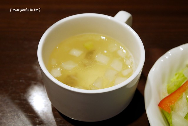 【日本東京】銀座IKINARI STEAK いきなり~站著吃的牛排,想要吃多少就切多少,商業午餐CP值超高! @飛天璇的口袋