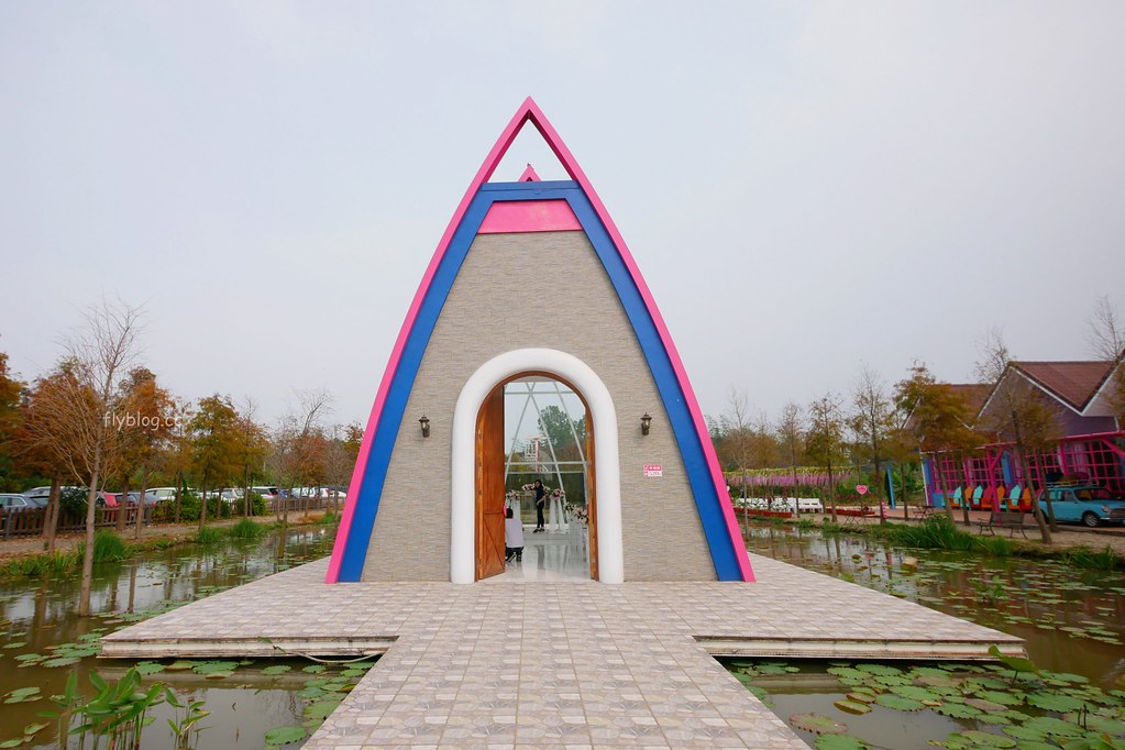 雲林古坑|古坑珍.粉紅城堡.水漾森林教堂:充滿浪漫氛圍的童話森林~粉紅城堡、大草原、彩虹步道、水漾森林,情侶約會和親子旅遊的好地方 @飛天璇的口袋