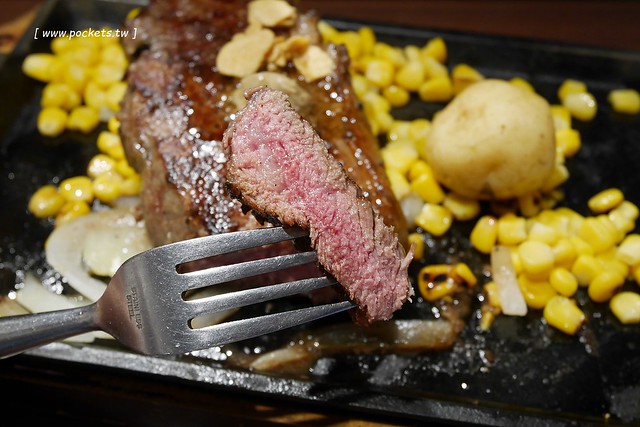 【日本東京】銀座IKINARI STEAK いきなり~站著吃的牛排,想要吃多少就切多少,商業午餐CP值超高! @飛天璇的口袋