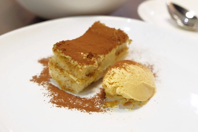 大道301牛排.301 Boulevard|牛排教父鄧有葵最新力作,仟元以下就可以吃到教父級牛排,台中新光三越百貨9樓美食 @飛天璇的口袋