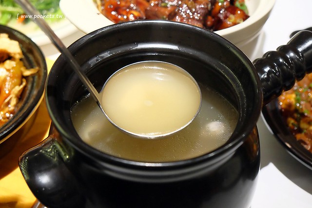 時時香 Rice Bar|瓦城旗下第六個新品牌,跨菜系中式料理色香味俱全,台中新光三越9樓美食新選擇 @飛天璇的口袋