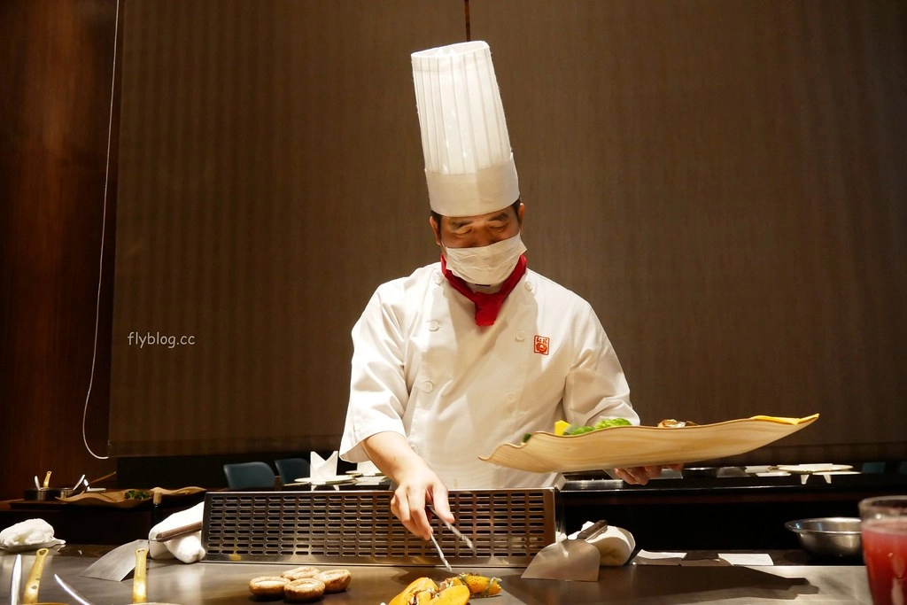 台中南屯|紅花鐵板燒.台北知名鐵板燒進駐公益路,一年一次的奢華生日大餐 @飛天璇的口袋