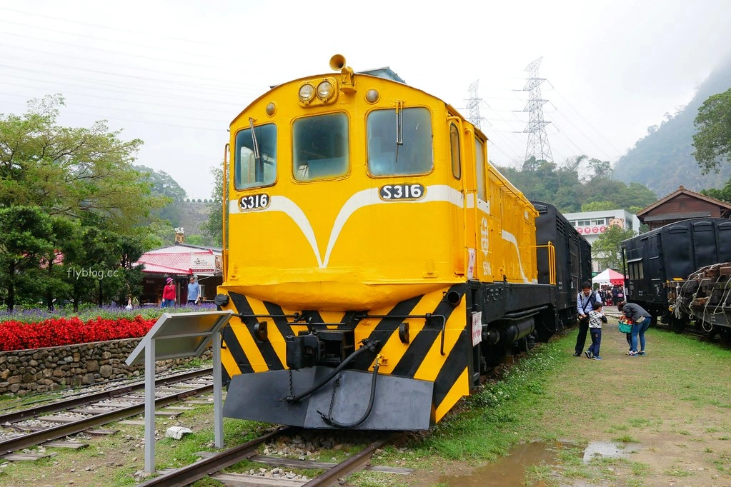 南投水里|車埕一日遊.搭乘小火車,絕美貯木池,車埕美食景點推薦 @飛天璇的口袋 南投水里|車埕一日遊.搭乘小火車,絕美貯木池,車埕美食景點推薦 @飛天璇的口袋