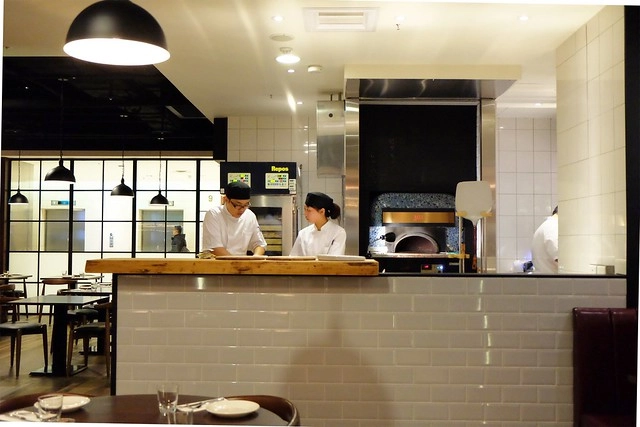 大道301牛排.301 Boulevard|牛排教父鄧有葵最新力作,仟元以下就可以吃到教父級牛排,台中新光三越百貨9樓美食 @飛天璇的口袋