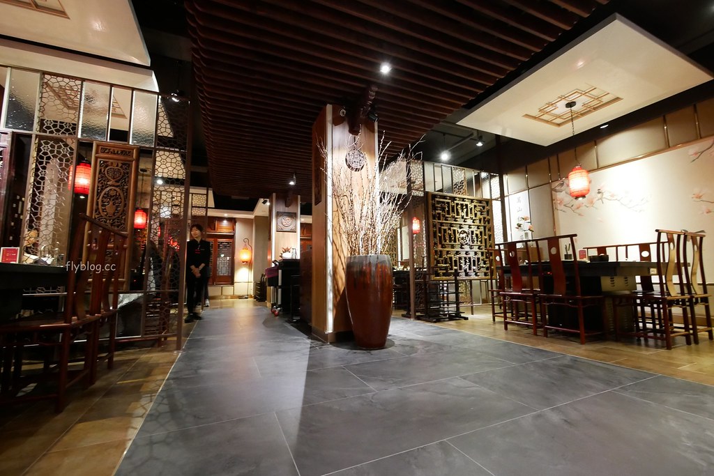 【台中中區】瓦庫麻辣鍋,瓦庫道地重慶麻辣火鍋,享受四川寬窄巷子用餐氛圍 @飛天璇的口袋