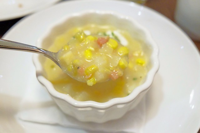 大道301牛排.301 Boulevard|牛排教父鄧有葵最新力作,仟元以下就可以吃到教父級牛排,台中新光三越百貨9樓美食 @飛天璇的口袋