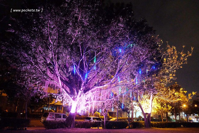 2017豐慶燈景賀新年-花都山城亮藝點┃豐原:葫蘆墩公園體驗不一樣的燈藝饗宴,由國際級大師所設計,花博四寶也亮相,還有小孩超愛的咖啡杯和小火車 @飛天璇的口袋