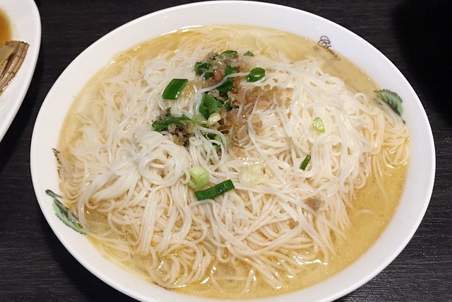 牛老總涮牛肉火鍋|使用溫體牛肉,食材新鮮有誠意,老店新開魅力不減,台中宵夜也有好去處 @飛天璇的口袋