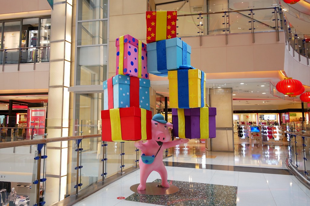 大江購物中心┃桃園旅遊:三大休閒服飾品牌齊聚,結合親子、購物、美食、生活、娛樂,免停車費超貼心,假日全家休閒的好地方 @飛天璇的口袋