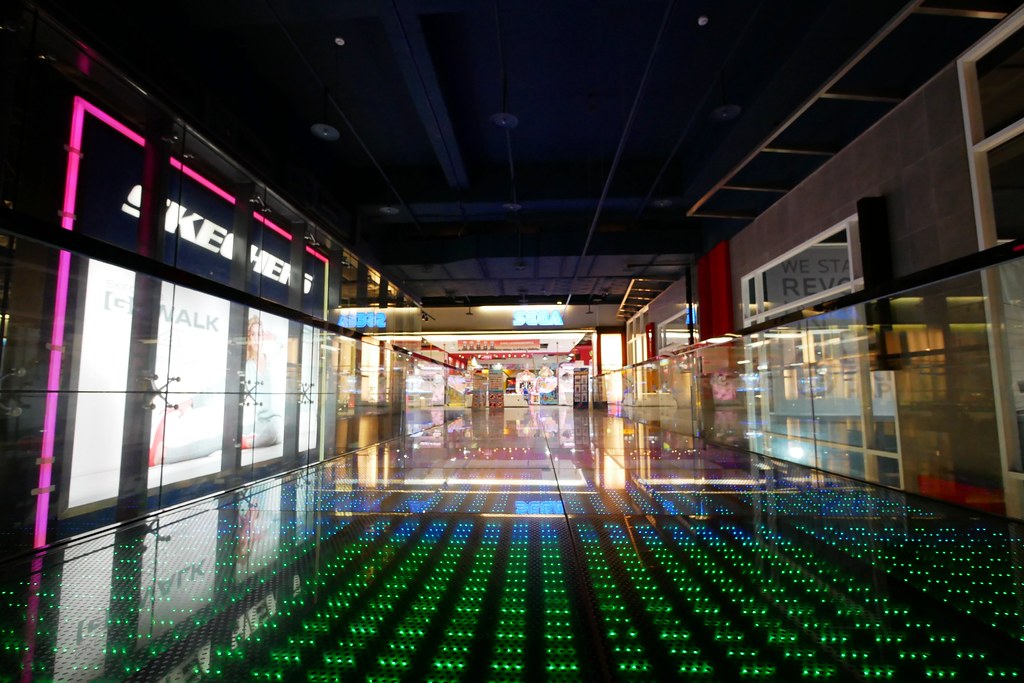 大江購物中心┃桃園旅遊:三大休閒服飾品牌齊聚,結合親子、購物、美食、生活、娛樂,免停車費超貼心,假日全家休閒的好地方 @飛天璇的口袋