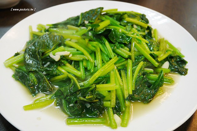 劉家酸菜白肉鍋:高雄超人氣連鎖火鍋店進駐台中,下午時段火鍋只要半價,鄰近南屯IKEA和向上花市 @飛天璇的口袋