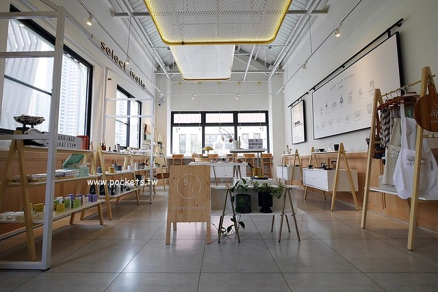 台中西屯|Ivette cafe,座落於秋紅谷公園旁的貴婦級早午餐店,Tiffany藍的裝潢環境明亮 @飛天璇的口袋