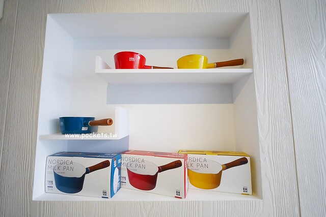 BOWL Fast Slow Food:北歐風格新建築,IG打卡熱門景點,少油少鹽健康食材,草悟道巷弄美食推薦 @飛天璇的口袋