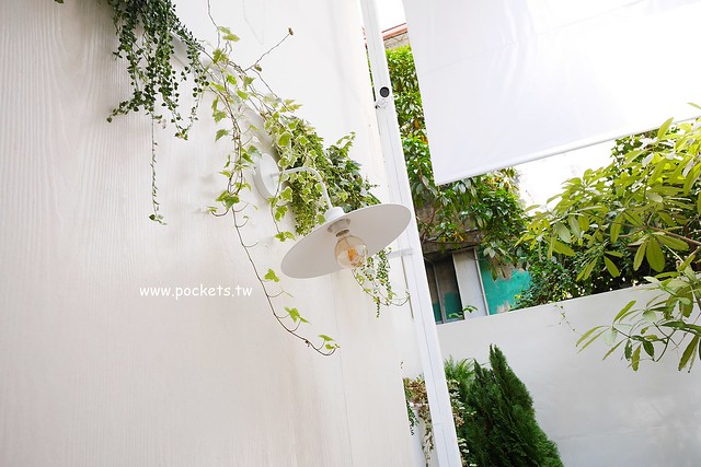 BOWL Fast Slow Food:北歐風格新建築,IG打卡熱門景點,少油少鹽健康食材,草悟道巷弄美食推薦 @飛天璇的口袋