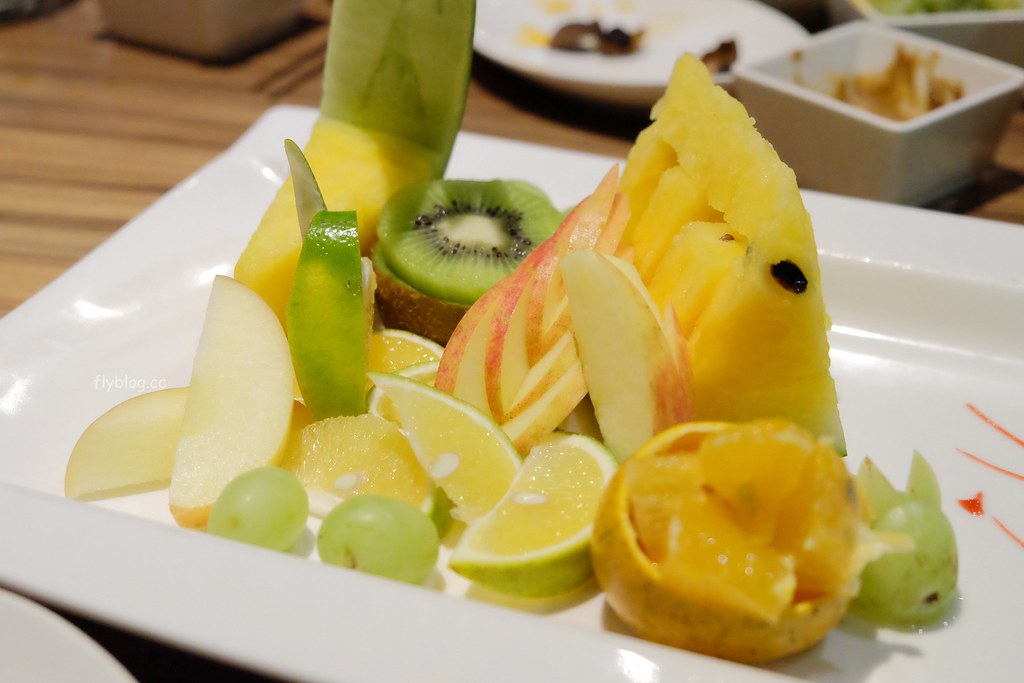 22:02火鍋。樂活|麻辣火鍋也可以吃的很有質感,台北超人氣麻辣火鍋店推薦 @飛天璇的口袋