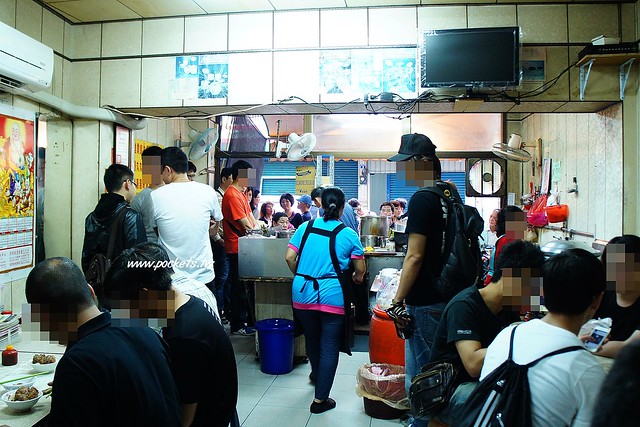 彰化夜市爌肉飯|彰化人說沒吃過夜市爌肉飯就不算來過彰化!限量總是殘酷的,一開店就秒殺完售的超人氣美食 @飛天璇的口袋