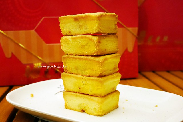 小潘鳳梨酥|聞名全台的鳳梨酥,好吃順口又便宜,節慶要排隊才買的到哦! @飛天璇的口袋