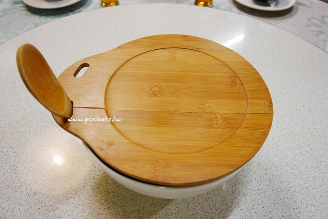 水里沁彩食|南投在地人帶路的「沁彩食」,家庭式的私廚無菜單料理,手作燜鴨超銷魂 @飛天璇的口袋