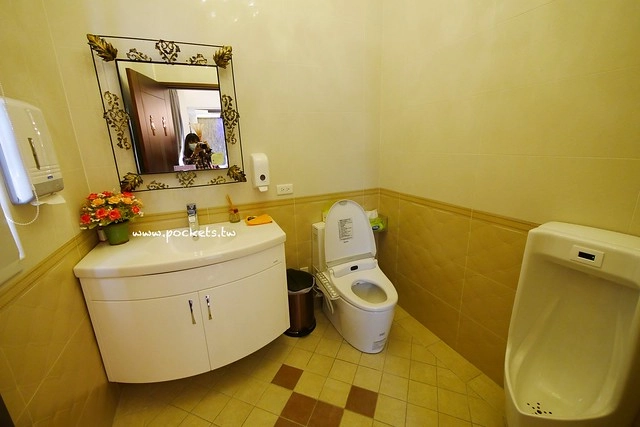 埃及白宮┃宜蘭親子民宿:溜滑梯主題套房,還有游泳池、電動車、下午茶和豐盛早餐,一入住就賴著不想走的小孩天堂 @飛天璇的口袋