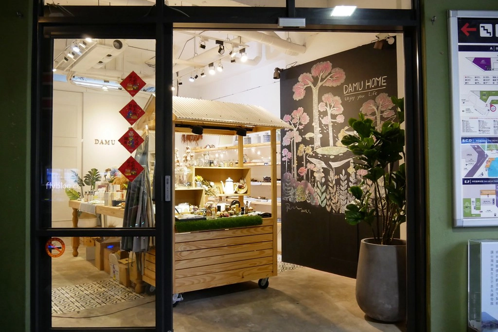 南投水里|車埕一日遊.搭乘小火車,絕美貯木池,車埕美食景點推薦 @飛天璇的口袋 南投水里|車埕一日遊.搭乘小火車,絕美貯木池,車埕美食景點推薦 @飛天璇的口袋