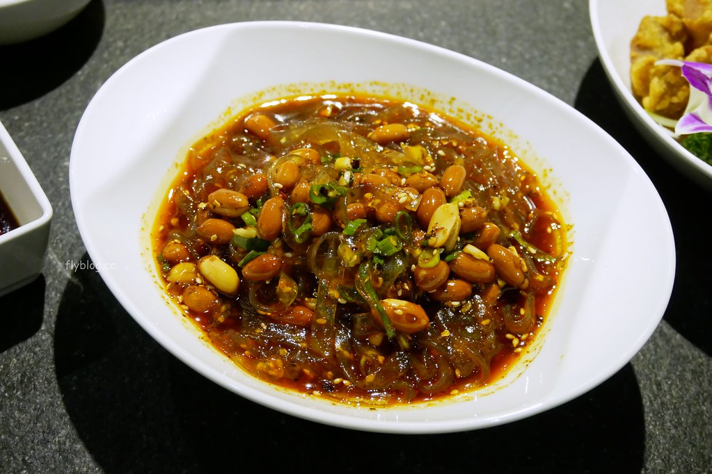 【台中中區】瓦庫麻辣鍋,瓦庫道地重慶麻辣火鍋,享受四川寬窄巷子用餐氛圍 @飛天璇的口袋