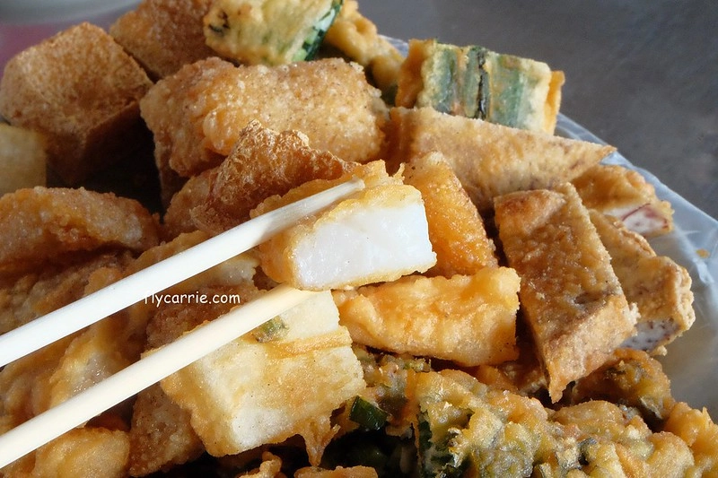 【台中西區】南屯廟口炸粿,大忠福德祠廟前無名炸粿,台灣人必吃的傳統小吃美食,下午3點才開始營業 @飛天璇的口袋