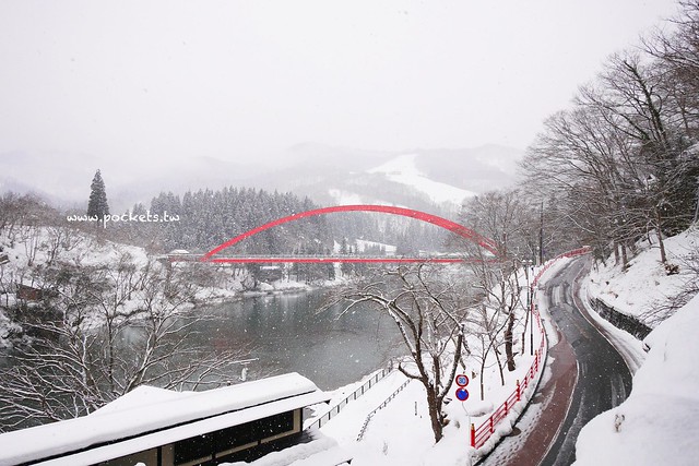 圓藏寺┃福島旅遊景點:赤牛的發源地,日本的三大虚空藏尊之一,摸紅牛許願就會成真哦! @飛天璇的口袋