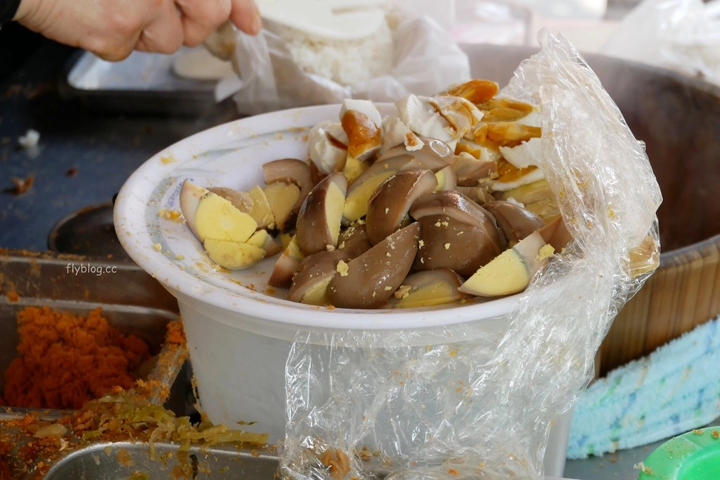 台中西區|日棧飯糰.網友推薦台中最好吃的飯糰,要吃要有排隊的心理準備 @飛天璇的口袋
