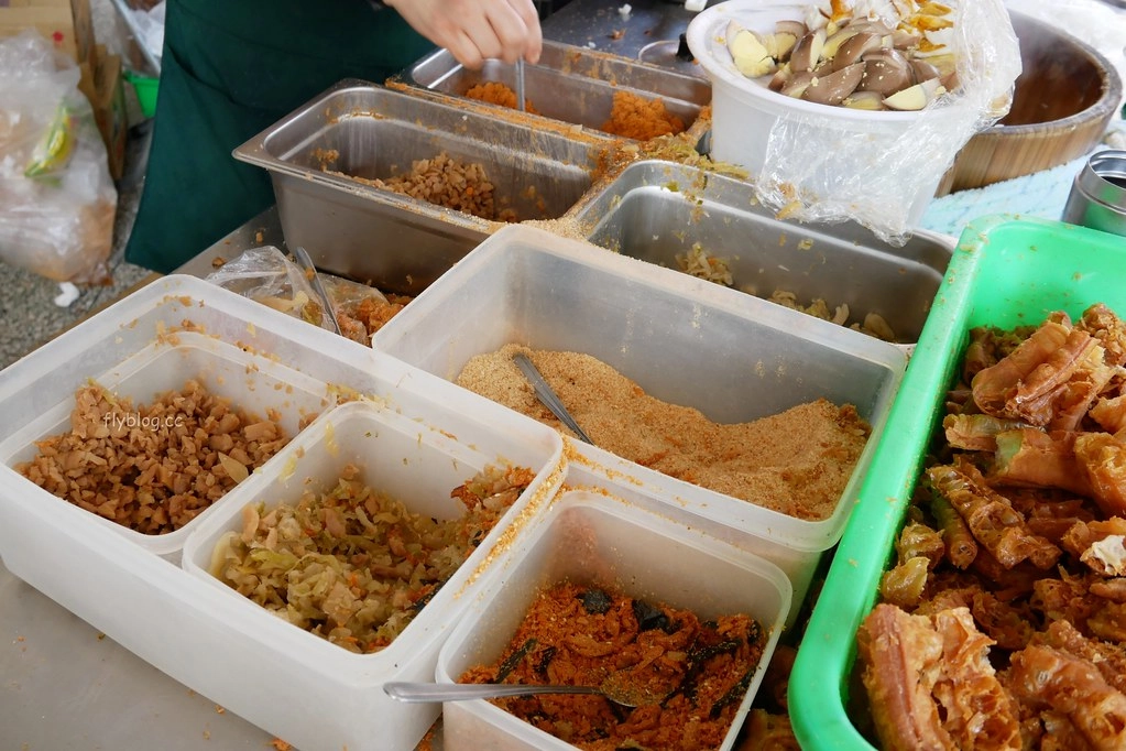 台中西區|日棧飯糰.網友推薦台中最好吃的飯糰,要吃要有排隊的心理準備 @飛天璇的口袋