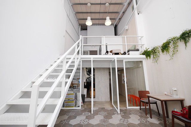 BOWL Fast Slow Food:北歐風格新建築,IG打卡熱門景點,少油少鹽健康食材,草悟道巷弄美食推薦 @飛天璇的口袋