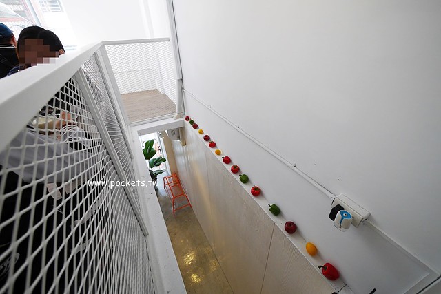 BOWL Fast Slow Food:北歐風格新建築,IG打卡熱門景點,少油少鹽健康食材,草悟道巷弄美食推薦 @飛天璇的口袋