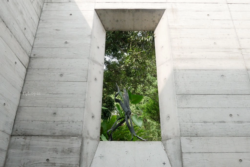 南投草屯|毓繡美術館.2016台灣建築大賞首獎,漂亮的清水模建築工法,南投草屯熱門IG打卡景點(需預約) @飛天璇的口袋