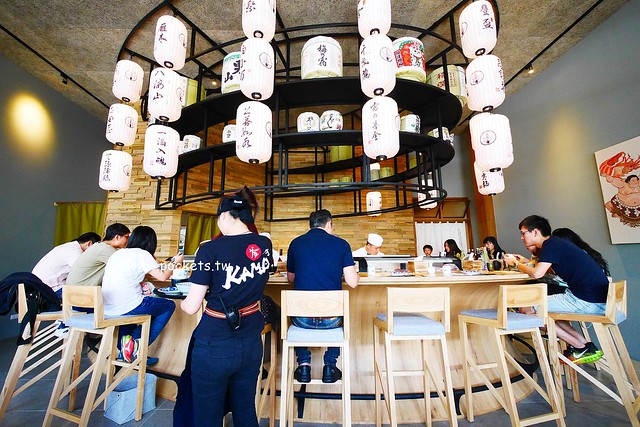 Kama 釜かま日式丼飯專門店┃台中南屯美食:以日本江戶時代為風情,漂亮特別的建築美學設計,公益路美食商圈又一選擇 @飛天璇的口袋