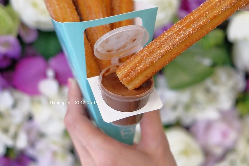 i Chu 愛啾 • 吉拿棒專門店┃:讓人少女心噴發的散步甜點,吉拿棒多種吃法變化,好吃好拍又可以IG上打卡 @飛天璇的口袋