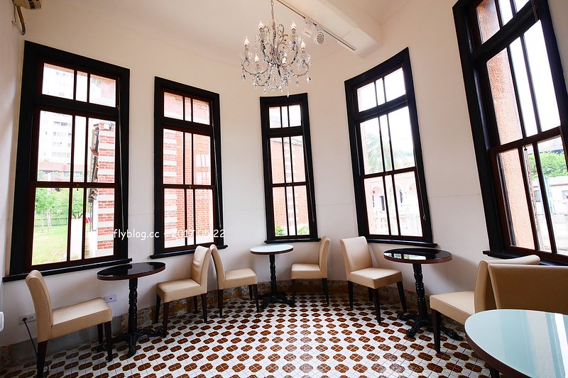 一德洋樓.台中市歷史建築林懋陽故居┃台中北屯美食:百年古蹟再造,結合一德藝文茶館、禧院喜餅、羅布森書蟲房冊惦、布朗尼甜點,未來還會有兒童沙坑和遊戲區 @飛天璇的口袋