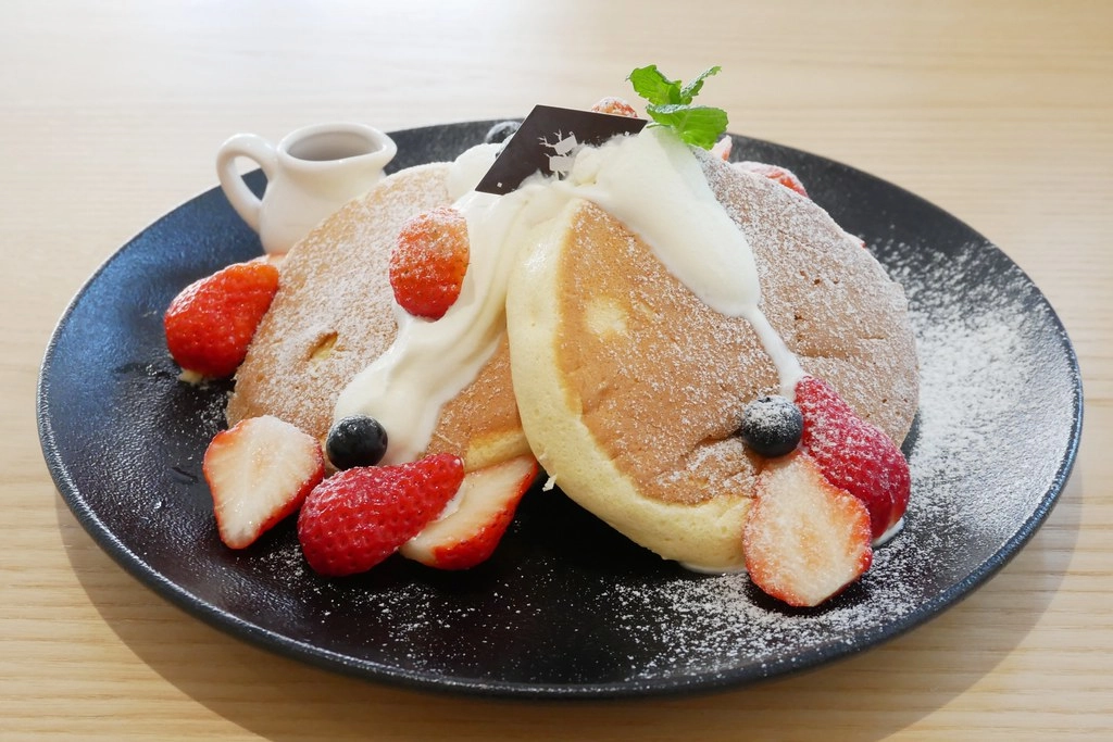 萌木之村 MOMU┃台中西屯:城市中遇見森林裡的童話之村,超可愛又好拍的複合式餐廳,中科商圈美食餐廳推薦 @飛天璇的口袋