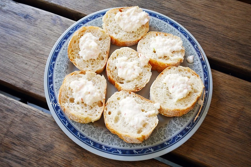 南投水里|阿成的家.在龍眼樹下吃百匯料理,大哥窯烤歐式麵包 @飛天璇的口袋